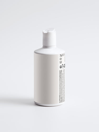 Nourishing and volumizing shampoo