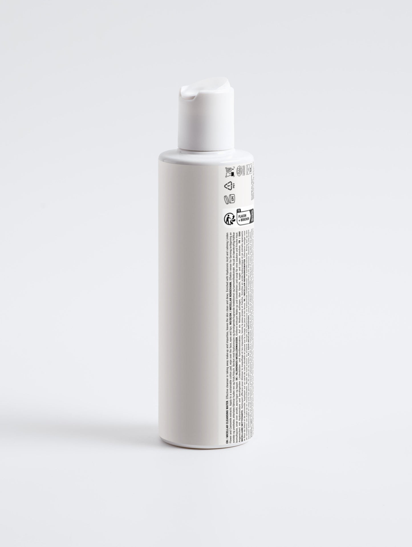 Micellar cleansing water